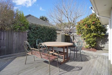 Photo of property in 1/420 Memorial Avenue, Burnside, Christchurch, 8053