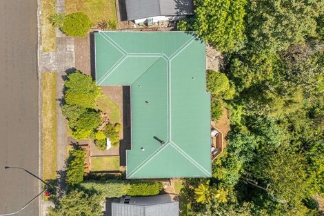 Photo of property in 6 Pararewa Drive, Whalers Gate, New Plymouth, 4310