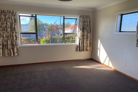 Photo of property in 12 Saint Annes Street, Levin, 5510