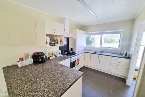 Photo of property in 48 Onewa Road, Northcote Point, Auckland, 0627