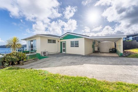 Photo of property in 28 Barrier View Road, Leigh, 0985