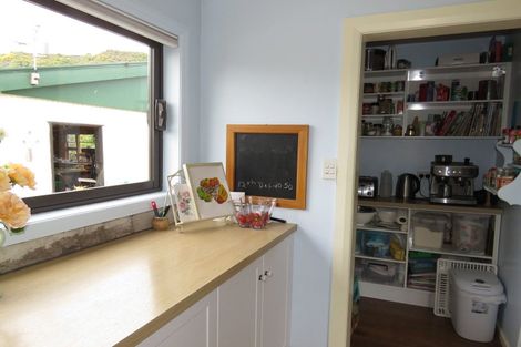 Photo of property in 83 Dick Street, Reefton, 7830