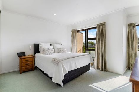 Photo of property in 5/15 Harbour View Road, Te Atatu Peninsula, Auckland, 0610