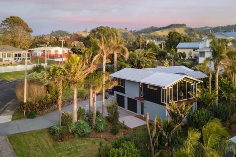 Photo of property in 37 The Crescent, Waihi Beach, 3611