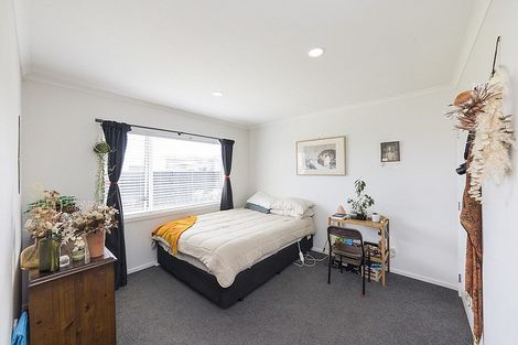 Photo of property in 2 Morocco Terrace, Kelvin Grove, Palmerston North, 4414