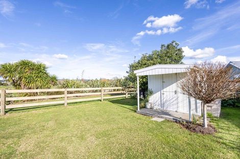Photo of property in 16 Riverglen Road, Waipu, 0510