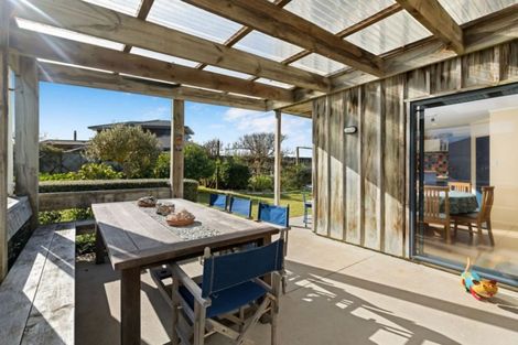 Photo of property in 4 Island Vista, Athenree, Katikati, 3177