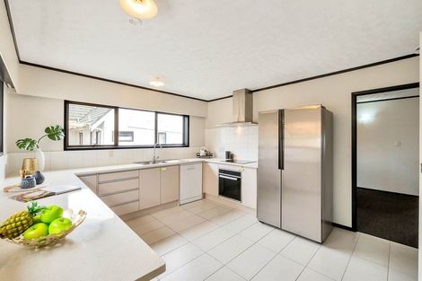 Photo of property in 155 Chelsea View Drive, Chatswood, Auckland, 0626