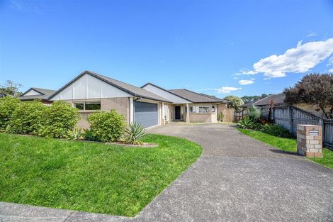 Photo of property in 8 Brookwood Drive, Henderson, Auckland, 0612