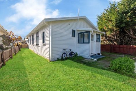 Photo of property in 1 Brunswick Road, Aramoho, Whanganui, 4500