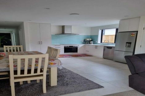 Photo of property in 8 Papaka Lane, Poike, Tauranga, 3112