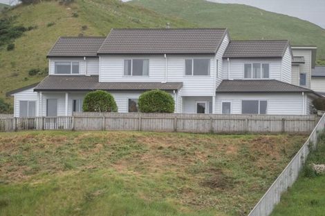 Photo of property in 10 Didsbury Grove, Churton Park, Wellington, 6037