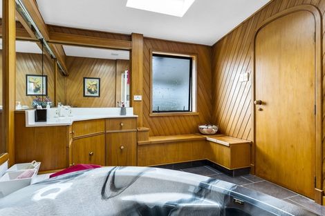 Photo of property in 21 Dalton Grove, Stokes Valley, Lower Hutt, 5019