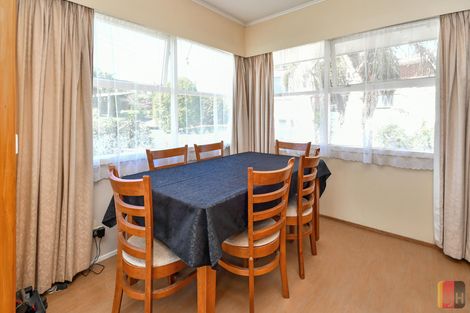 Photo of property in 20 Renwick Street, Papakura, 2110
