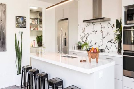 Photo of property in 27 Papareia Road, Karaka, Papakura, 2113