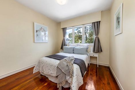 Photo of property in 10 Weona Place, Westmere, Auckland, 1022