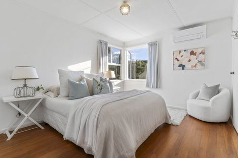 Photo of property in 1/1 Diomede Street, Bayswater, Auckland, 0622