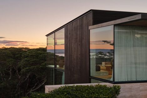 Photo of property in 6 Island Bay Road, Beach Haven, Auckland, 0626