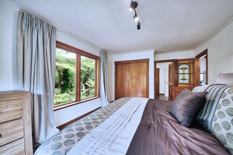 Photo of property in 18 Cochran Road, Oratia, Auckland, 0604