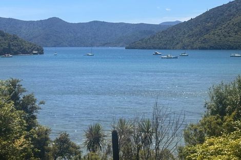 Photo of property in 19 Mccormicks Road, Whatamango Bay, Picton, 7281