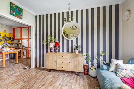 Photo of property in 16 Cole Street, Dannevirke, 4930