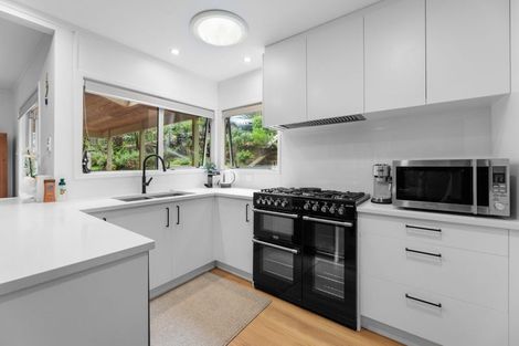 Photo of property in 299 Titirangi Road, Titirangi, Auckland, 0604