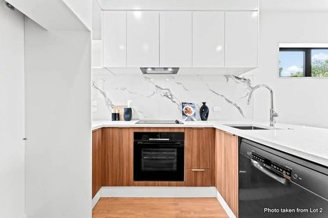 Photo of property in 3/58 Waipani Road, Te Atatu Peninsula, Auckland, 0610