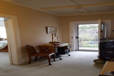 Photo of property in 16 King Edward Parade, Devonport, Auckland, 0624