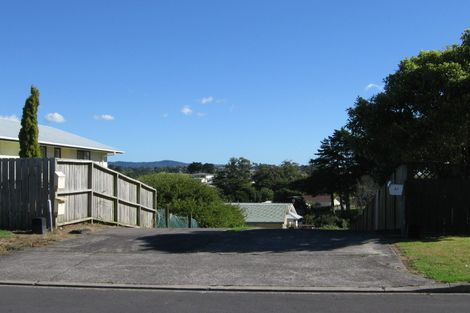 Photo of property in 22 Edgware Road, West Harbour, Auckland, 0618