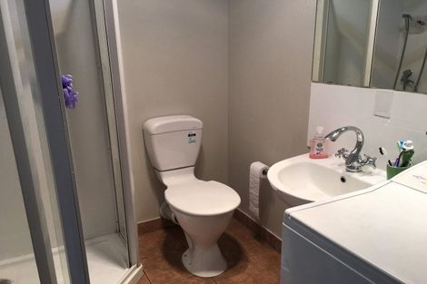 Photo of property in 6 Lewis Road, Pakuranga, Auckland, 2010