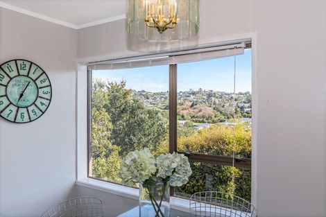 Photo of property in 2/36 Shanaway Rise, Hillcrest, Auckland, 0627