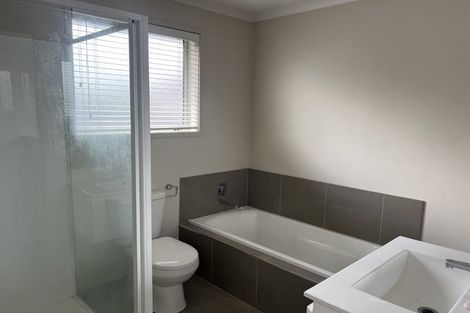 Photo of property in 19 Akeake Lane, Manurewa, Auckland, 2102