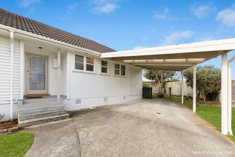 Photo of property in 18 Montrose Place, Takaro, Palmerston North, 4412