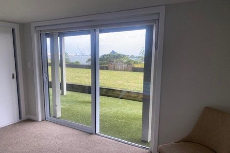 Photo of property in 26a Whiteley Street, Moturoa, New Plymouth, 4310