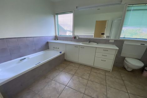 Photo of property in 9 Aberdeen Road, Castor Bay, Auckland, 0620