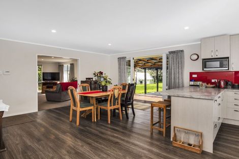 Photo of property in 97 Gear Road, Te Horo, Otaki, 5582
