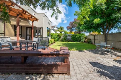 Photo of property in 18 Logan Avenue, Marewa, Napier, 4110