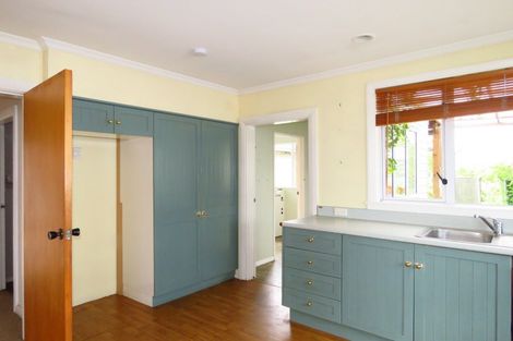 Photo of property in 35 Queen Street, Westport, 7825