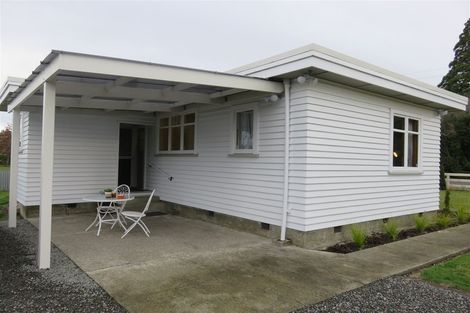 Photo of property in 16 Golf Links Road, Rangiora, 7473