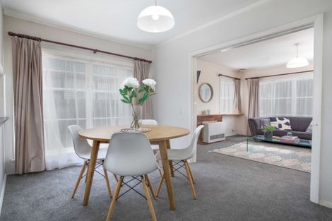 Photo of property in 5 Franklyn Road, Tawa, Wellington, 5028