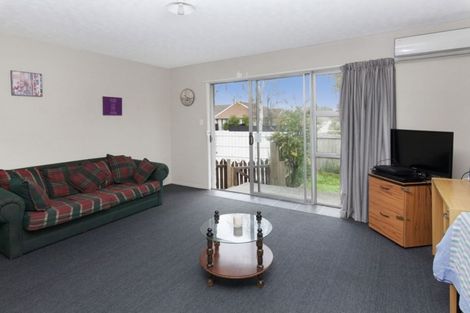 Photo of property in 1/41 Oldwood Street, Bishopdale, Christchurch, 8053