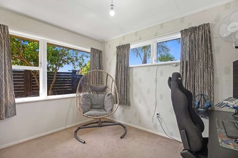 Photo of property in 39 Kennedy Drive, Levin, 5510