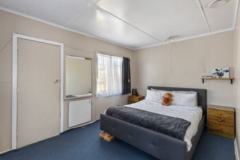 Photo of property in 9 Parris Street, Waitara, 4320