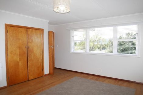 Photo of property in 24 Eatwell Avenue, Paraparaumu Beach, Paraparaumu, 5032