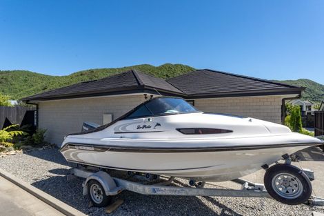 Photo of property in 18 Discovery Way, Waikawa, Picton, 7220