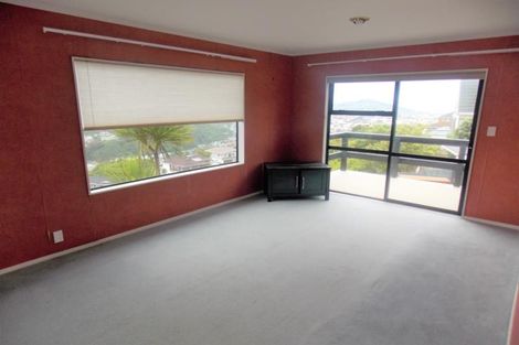 Photo of property in 5a Becker Way, Karori, Wellington, 6012