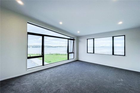 Photo of property in 5 Turbine Way, Hobsonville, Auckland, 0616