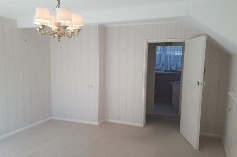 Photo of property in 32 City View Grove, Harbour View, Lower Hutt, 5010