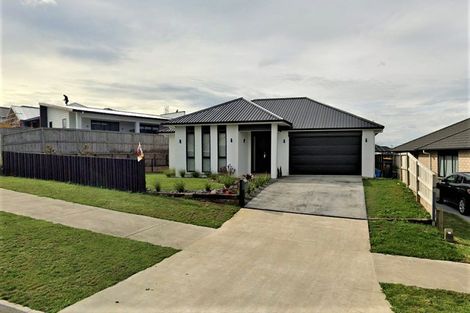 Photo of property in 11 Waireka Road, Rototuna North, Hamilton, 3210