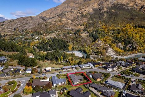 Photo of property in 14 Morning Star Terrace, Arthurs Point, Queenstown, 9371